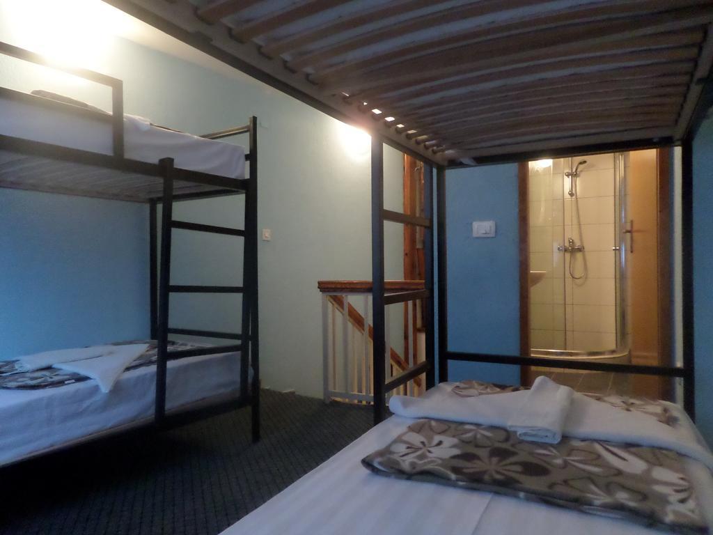 Guesthouse Titi Мостар Екстер'єр фото